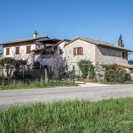 Al Guado Di Assisi B&B Bastia Umbra Eksteriør billede
