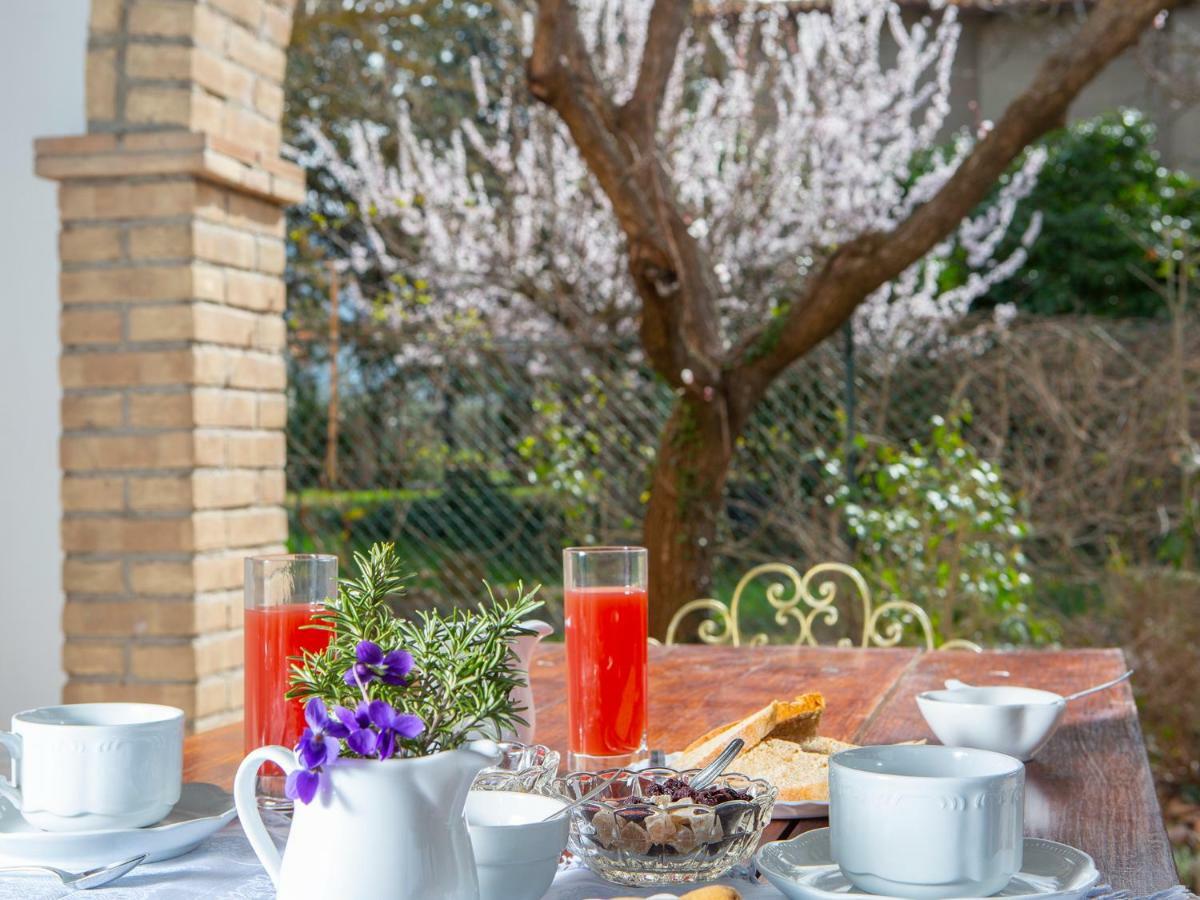 Al Guado Di Assisi B&B Bastia Umbra Eksteriør billede
